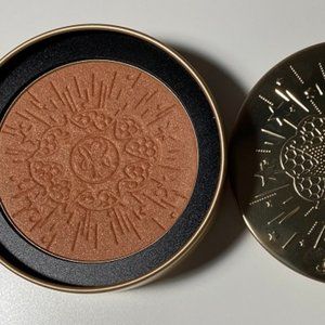 Guerlain Terracotta Golden Bee Illuminating Powder